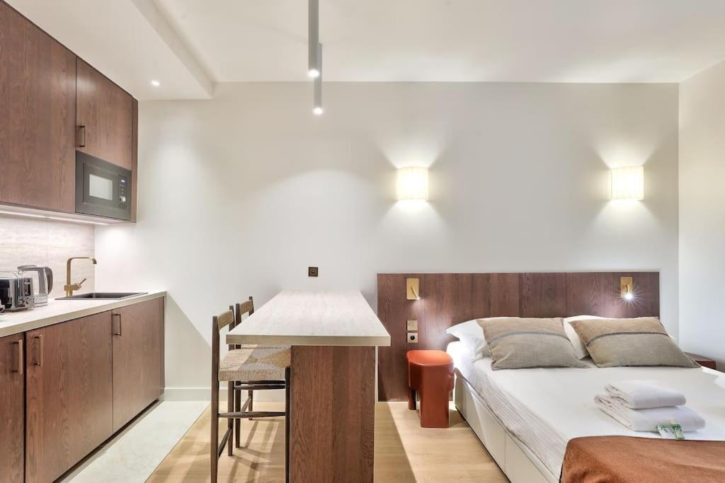 Sublime Studio Refait A Neuf Paris Exterior photo